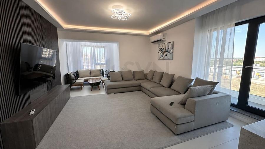 Apartament cu 4 camere decomandat, mobilat în Pipera
