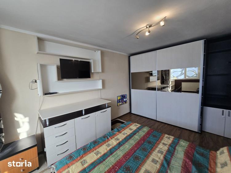 Apartament cu 2 camere decomandat în Precista