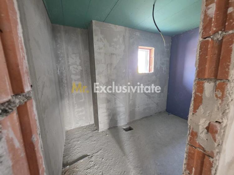 Casă cu 6 camere cu Teren 300 Mp în Big-Bascov