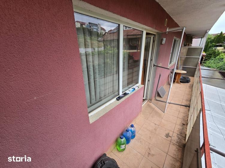 Apartament cu 2 camere decomandat în Tilișca