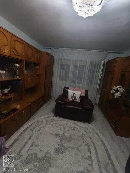 Apartament cu 2 camere decomandat în Siret