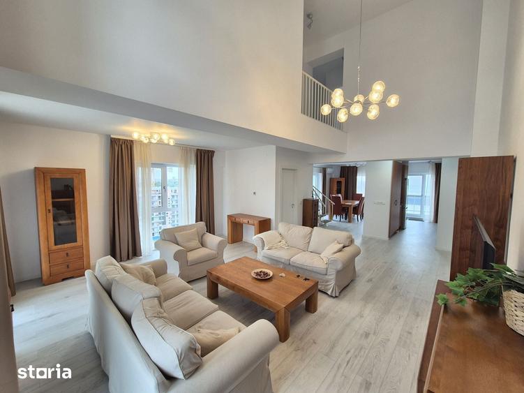 Apartament cu 3 camere în Tei