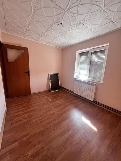 Apartament cu 2 camere decomandat în Micro 6