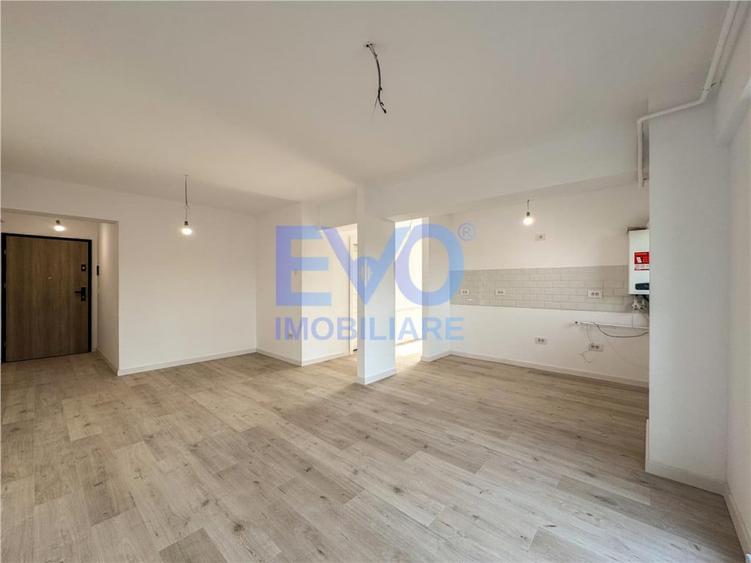 Apartament cu 2 camere decomandat în Galata