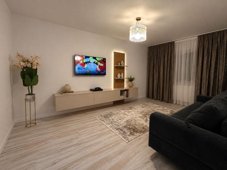 Apartament cu 2 camere decomandat în Băneasa