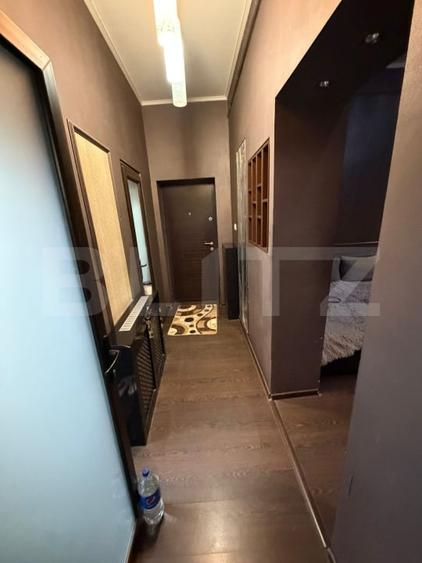 Apartament cu 3 camere semidecomandat, mobilat în Traian
