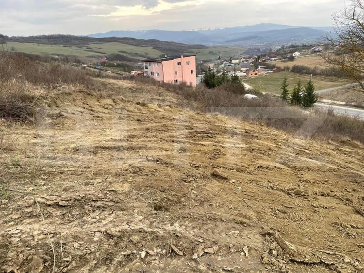 Teren Construcții intravilan de 1525 mp, în Exterior Est