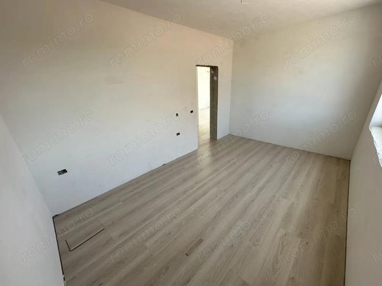 Apartament cu 2 camere decomandat în Freidorf