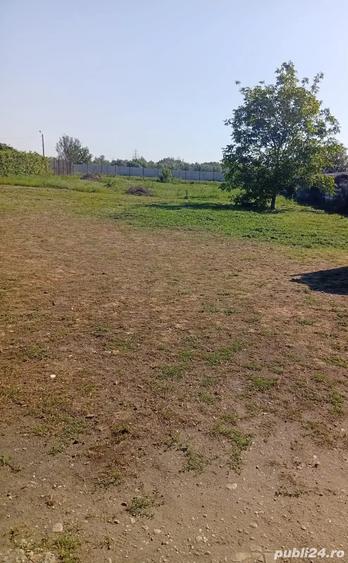 Teren de 932 mp, în Central