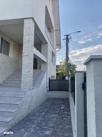 Casa centrala, spatioasa cu privelisti si curte generoasa Jibou - 18