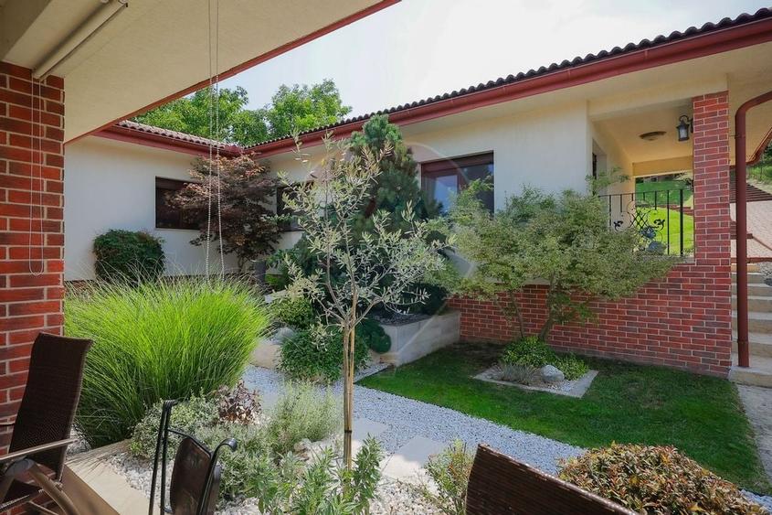 Vilă mediteraneană premium cu piscină, de vânzare, zona Dealuri Oradea - 3