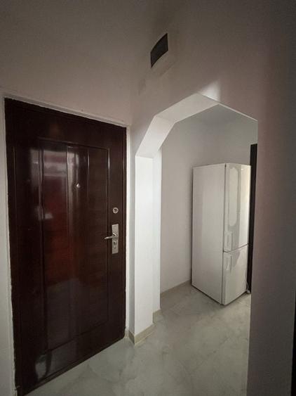 LUJERULUI - 8 minute metrou - Garsoniera CENTRALA PROPRIE - 7