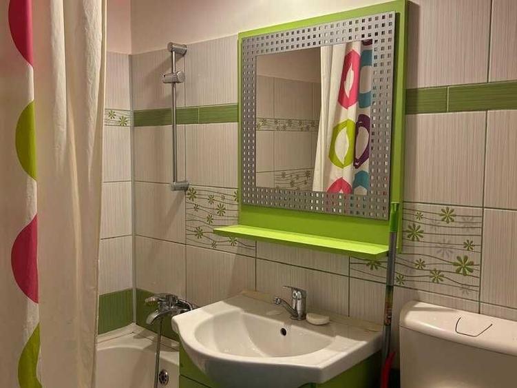 Garsonieră decomandată în Tineretului