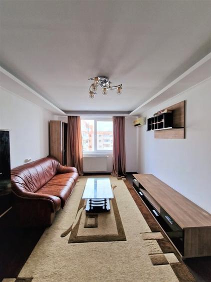 Titan,1 Decembrie , 3 camere -400 Euro - 8