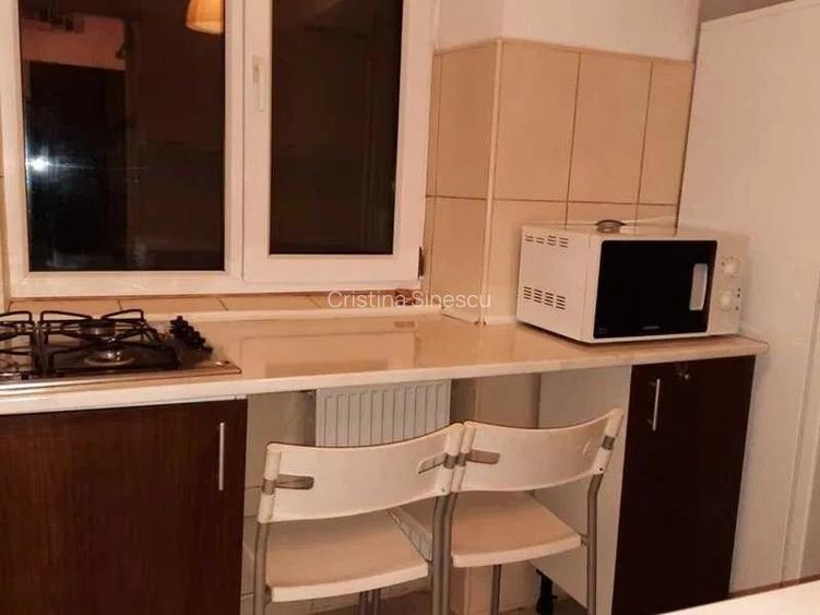 Garsonieră decomandată, mobilată în Titulescu Garsonieră decomandată, mobilată în Titulescu