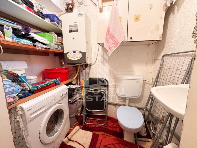 Casa la curte comuna cu 2 familii | 80mp utili | 350 teren | Sagului - 8