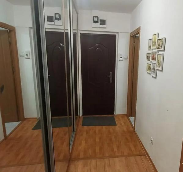 Garsoniera renovata Drumul Taberei zona Favorit str Raul Dorna - 9