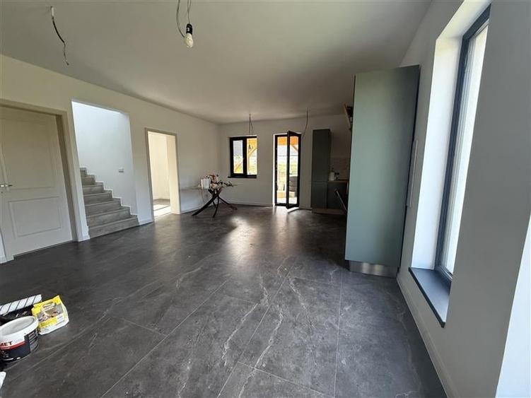 Casa  moderna  finisata  cu 550mp teren la limita Cluj Napoca cu Dezmir - 11