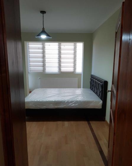 Prorprietar inchiriez apartament 3 camere ultracentral - 3