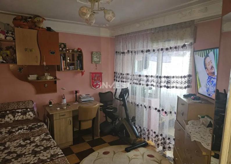 Apartament 2 camere decomandat - etaj intermediar - Baza 3 - 6