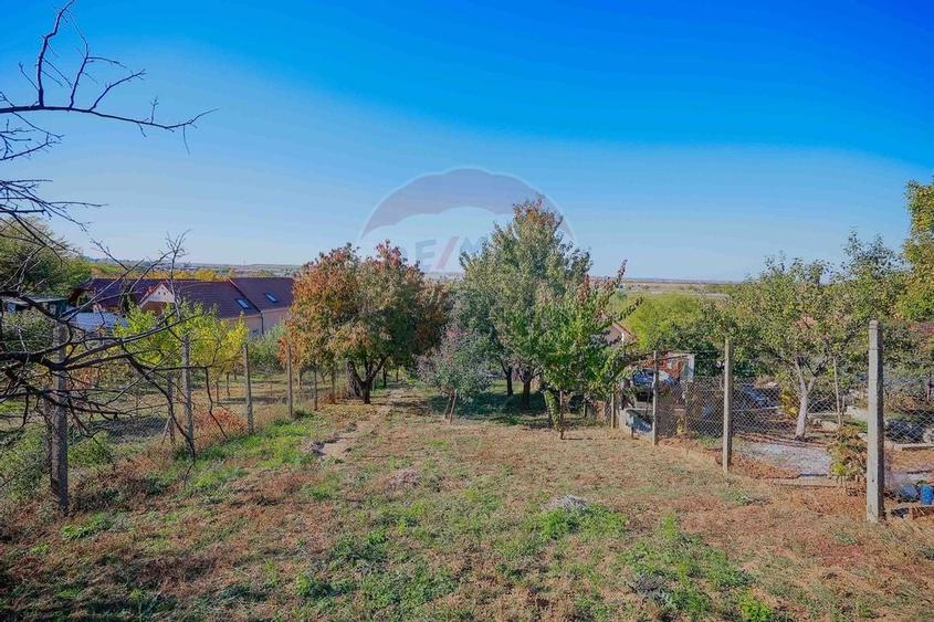 De vanzare casa cu 2 camere si teren 472 mp, Str Valea Frumoasa - 10