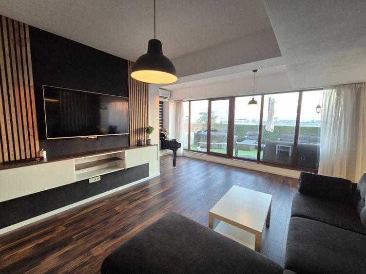 Penthouse 104,97 mp + 192,81 mp terase - piata Sudului - 2
