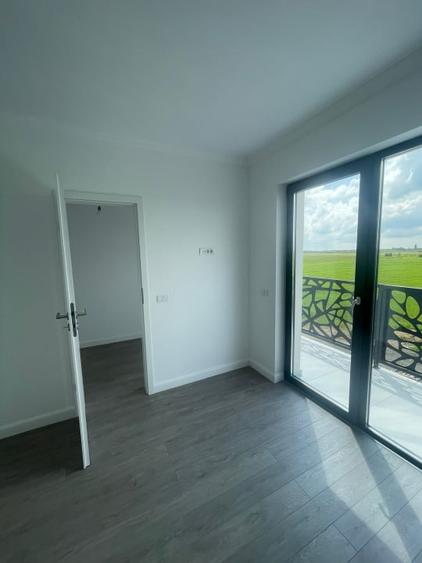 Duplex despartit prin camera tehnica - 9