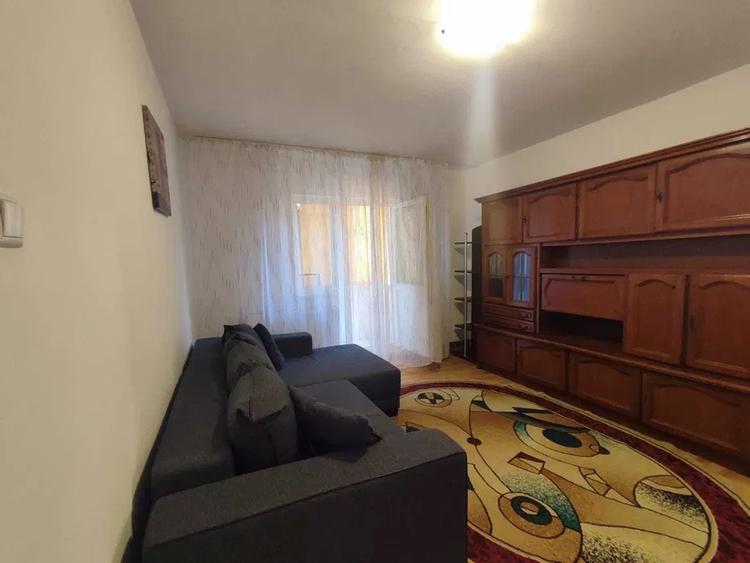 Apartament cu 2 camere, etajul 1/4, zona Dacia - 1