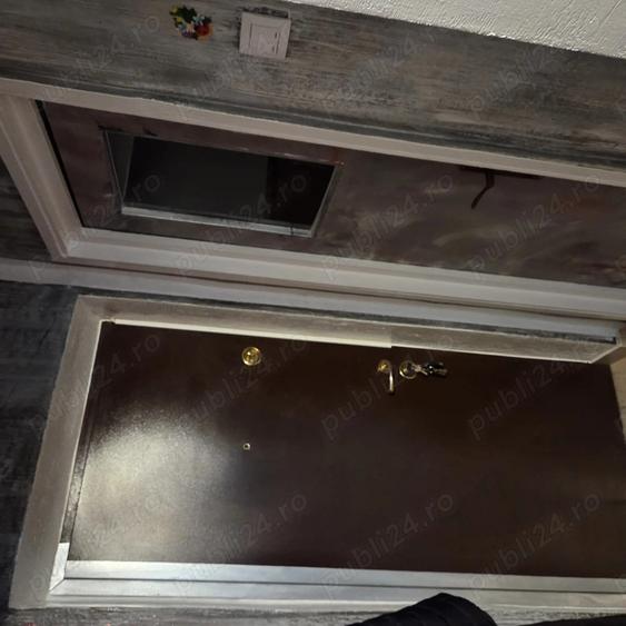 3 Camere 2 bai ,67 M Utili ,Imobil 1978 - 1