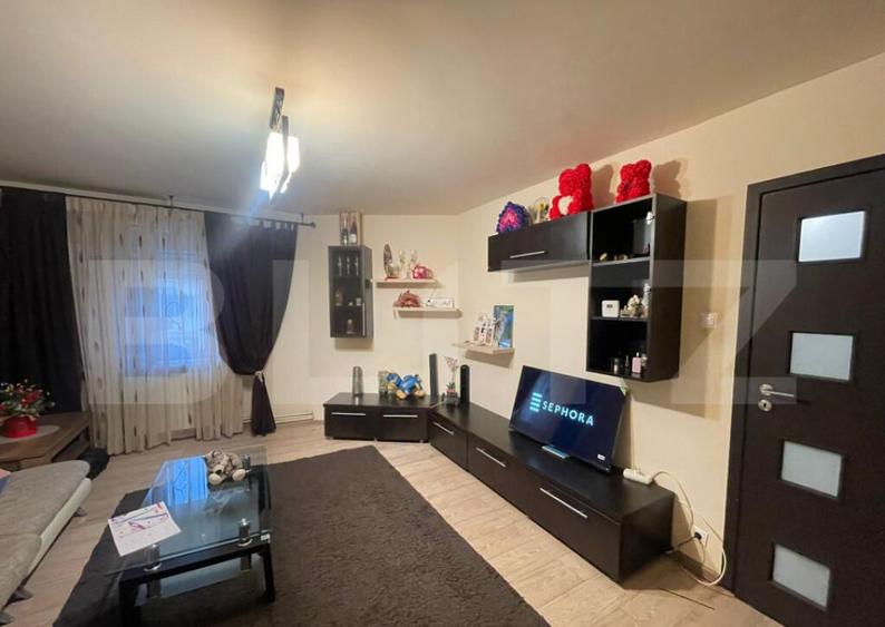 Apartament 3 camere decomandat,70mp, zona Mc Donald's - 1