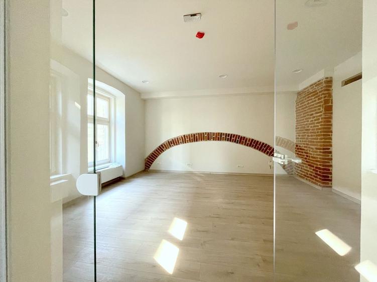 Spatiu birouri - 287 mp I zona Ultracentrala - Piata Unirii - 2