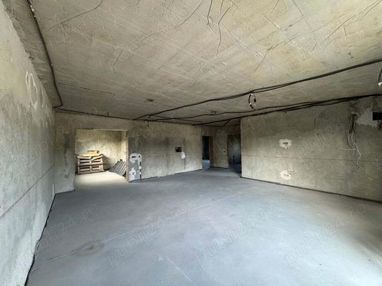 Vand sau schimb casa cu apartament - 4