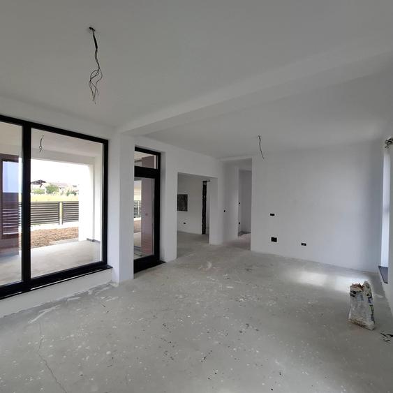 Casă P+1 din cărămidă, modernă și eficientă energetic (2025) - 14