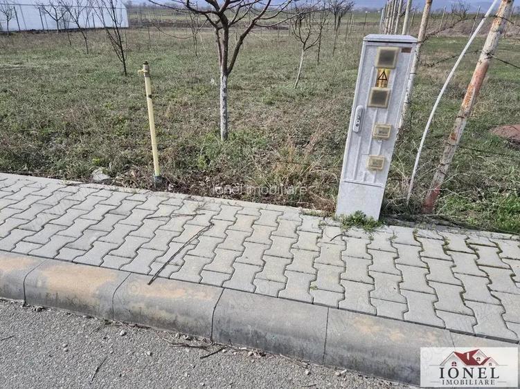 Teren de vanzare in Ciugud cu utilitati