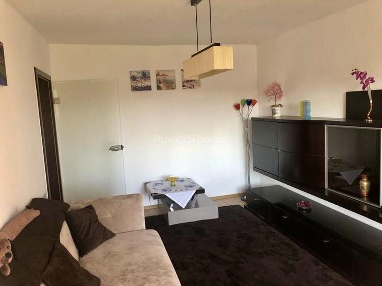 Apartament cu 3 camere decomandat | Complexul Studentesc Apartament cu 3 camere decomandat | Complexul Studentesc