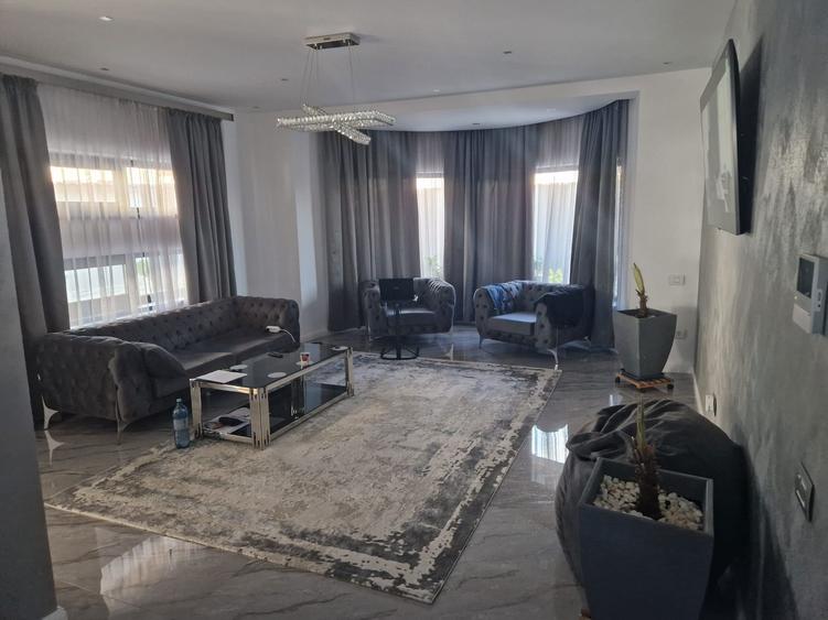 Vand casa P+1 zona Spitalul Judetean - 7