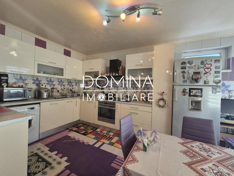 Vanzare proprietate remarcabila situata in zona turistica Runcu - 7