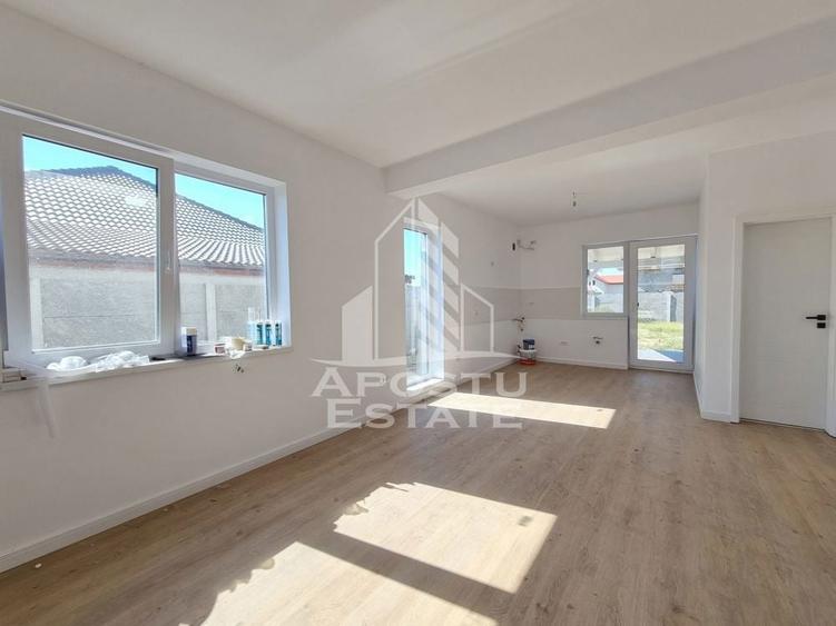 1/2 Duplex, Parter + Etaj, cu 3 camere si 2 bai, complet finisat, Sag - 4