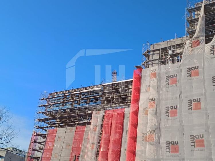 4 camere, finisat, parcare, bloc nou ,zona Iulius Mall - 6