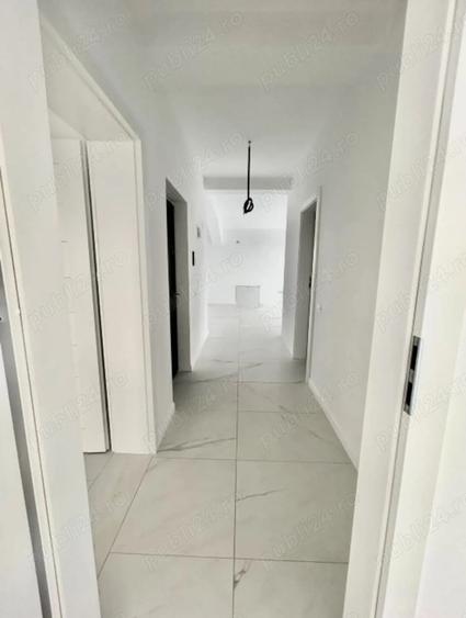 Apartament cu 3 camere decomandat în Giroc
