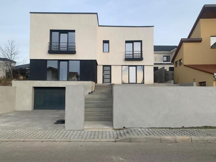 Casa 224mp si teren 451mp - 6