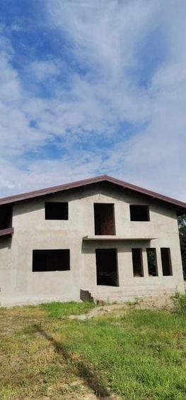 Casa la rosu Dumbravesti( Prahova) - 3