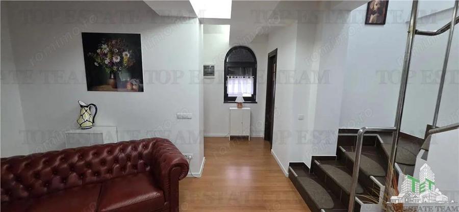 Vila exclusivista 10 camere, 425mp,terasa acoperita imensa de 80mp, teren 970mp, ideala ca investiti - 11