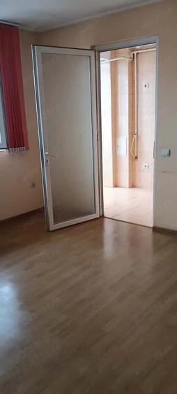 Proprietar vand garsoniera sector 5 strada semanatorului 52 - 8