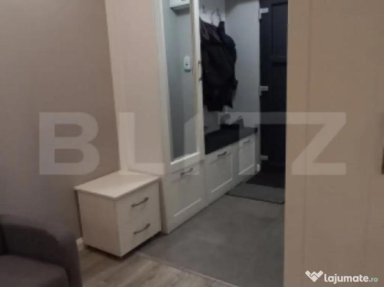 Apartament modern cu 4 camere, 77 mp, etaj intermediar, zona - 7