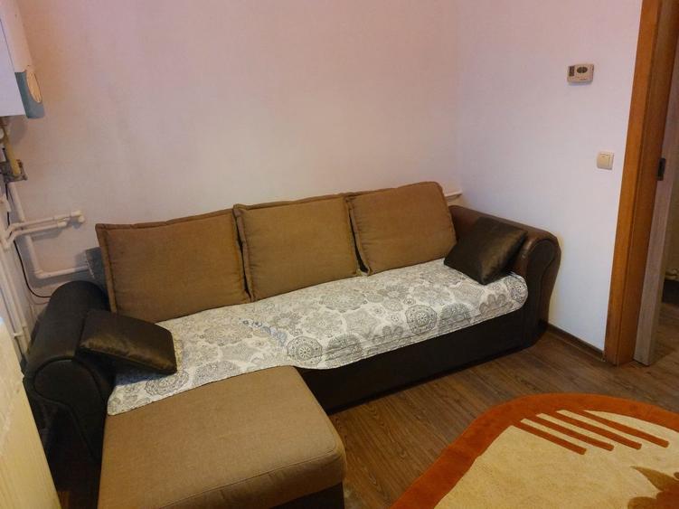 Garsoniera de vanzare -parter zona ville sibiului - 3