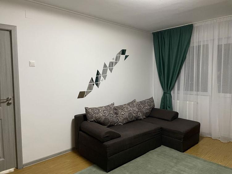 Inchiriez apartament 2 camere B-dul Tineretului - 2