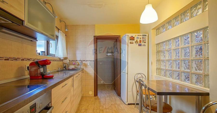 Casa de inchiriat, Schei - 9