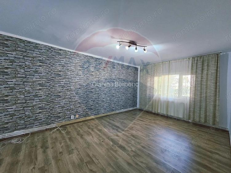 Apartament 3 camere Apartament 3 camere