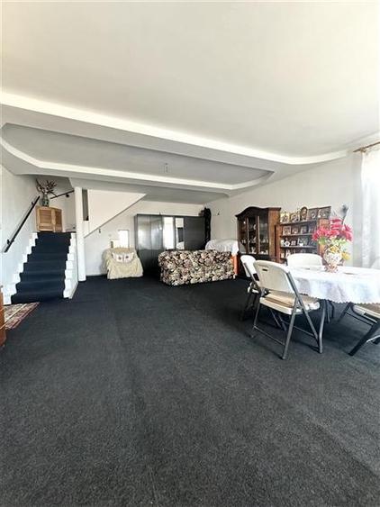 Casa S+P+1E cu Teren de 854 mp, Pretabila pentru Doua Familii - 34